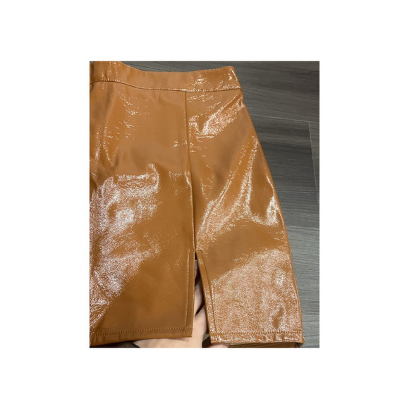 Le Lis Faux Leather Mini Skirt - Picture 5 of 5